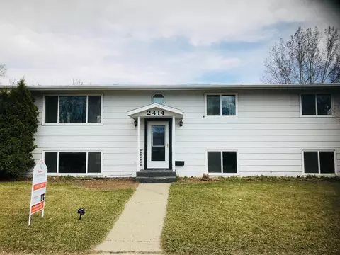 2414 University Ave, Williston, ND 58801 photo 1