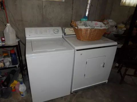 1506 2nd Ave E, Williston, ND 58801 photo 13