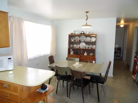 1506 2nd Ave E, Williston, ND 58801 photo 5