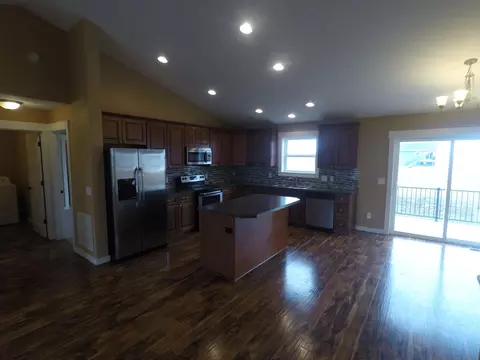 13665 Mulberry Loop NW, Williston, ND 58801 photo 7