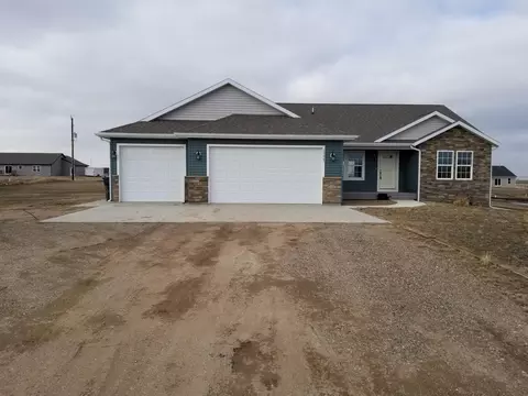 13665 Mulberry Loop NW, Williston, ND 58801 photo 1