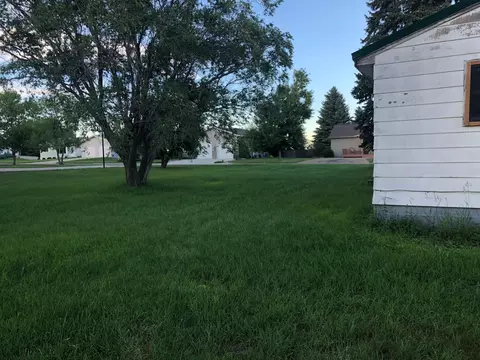 1 East St, Grenora, ND 58845 photo 20