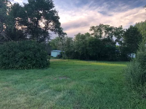 1 East St, Grenora, ND 58845 photo 4