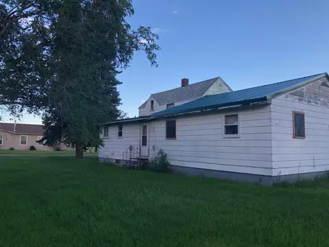 1 East St, Grenora, ND 58845 photo 22