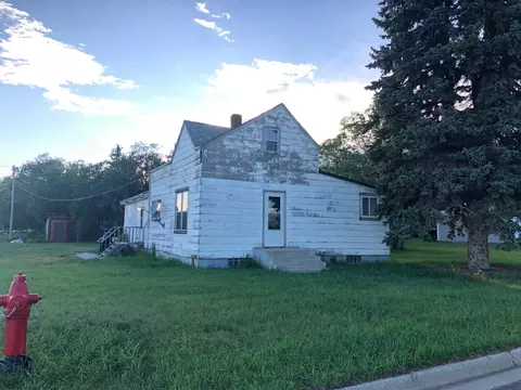 1 East St, Grenora, ND 58845 photo 2
