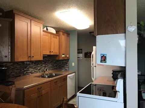 605 18th St E, Williston, ND 58801 photo 5