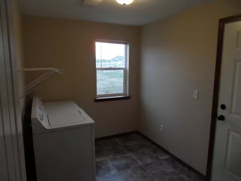 1326 23rd St E, Williston, ND 58801 photo 19