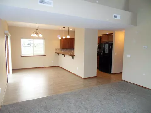 1326 23rd St E, Williston, ND 58801 photo 5