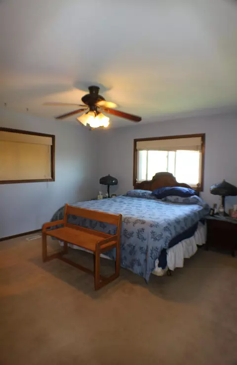 1814 14th Ave W, Williston, ND 58801 photo 8