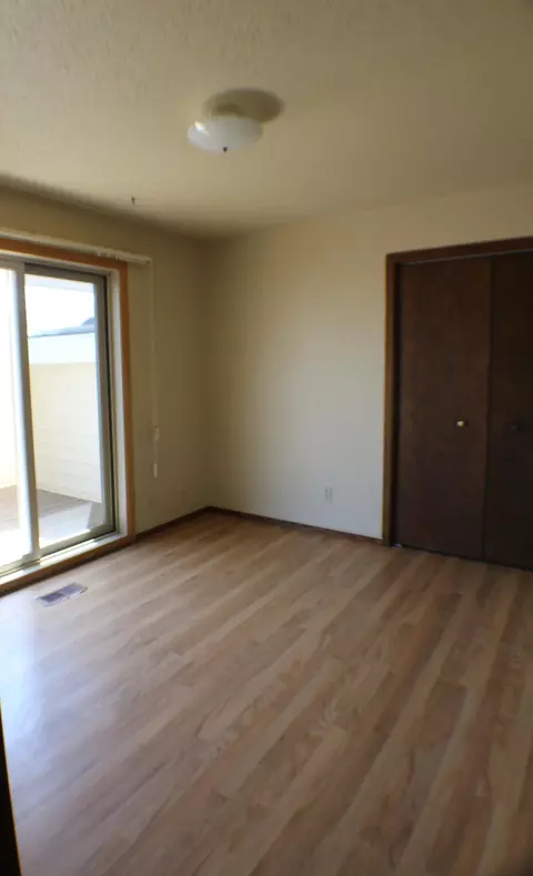 1814 14th Ave W, Williston, ND 58801 photo 11