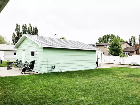 312 20th St E, Williston, ND 58801 photo 33