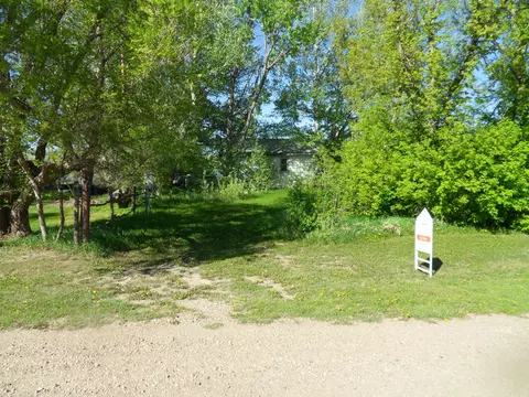 119 Blacktail Dr, Williston, ND 58801 photo 5