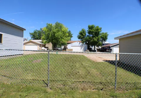 1816 28th St W, Williston, ND 58801 photo 25