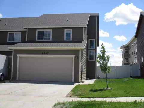 2807 23rd St W, Williston, ND 58801 photo 1