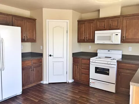 13786 Marions Ridge Rd, Williston, ND 58801 photo 7
