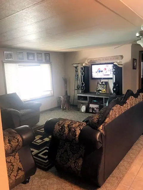 5632 Carolville Loop, Williston, ND 58801 photo 5