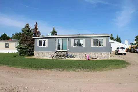 5632 Carolville Loop, Williston, ND 58801 photo 1