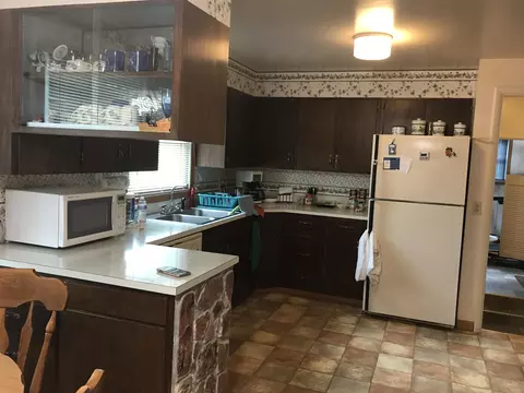 1227 8th Ave W, Williston, ND 58801 photo 5