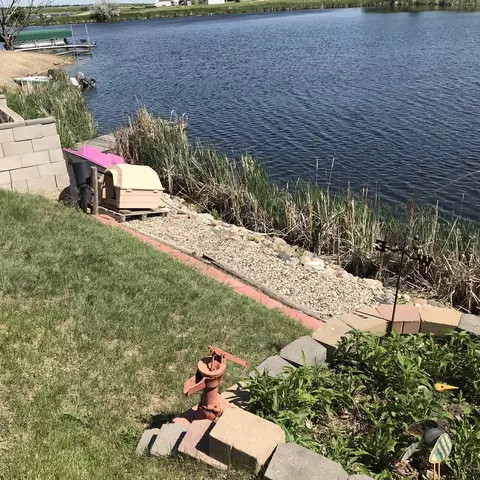 110 Blacktail Dr, Williston, ND 58801 photo 4