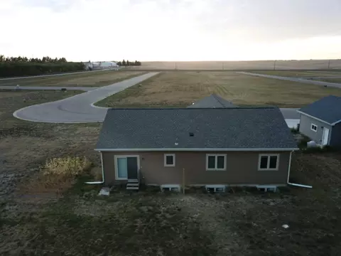 804 Lincoln St, Ray, ND 58849 photo 3