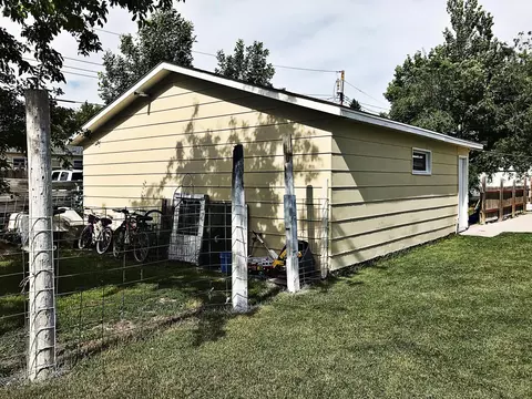 1718 Hillside Ct, Williston, ND 58801 photo 13