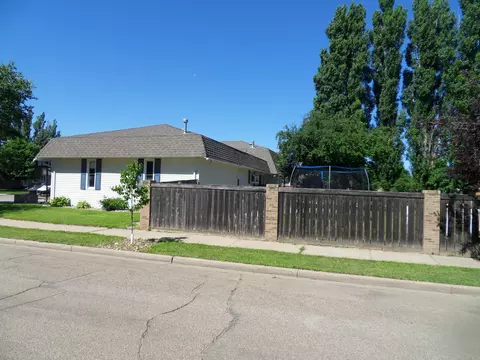 337 Rose Ln, Williston, ND 58801 photo 22