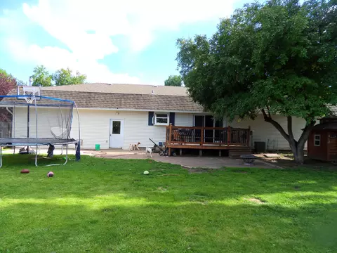 337 Rose Ln, Williston, ND 58801 photo 20