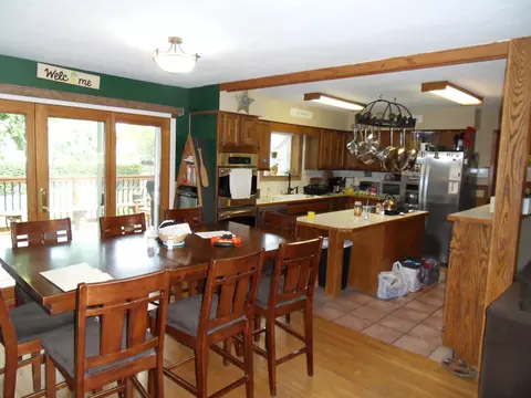337 Rose Ln, Williston, ND 58801 photo 3