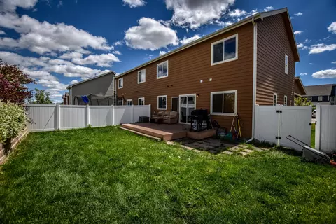 2814 23rd St W, Williston, ND 58801 photo 1
