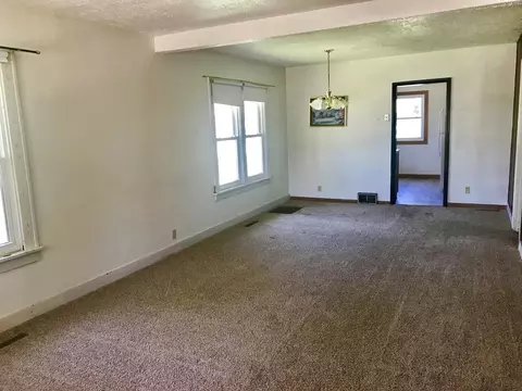 420 7th St W, Williston, ND 58801 photo 2