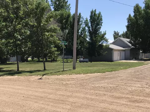511 Bruegger St, Alexander, ND 58831 photo 3