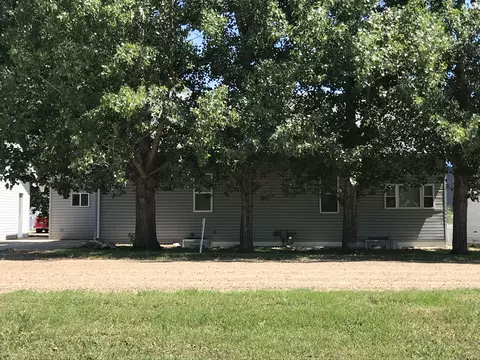 511 Bruegger St, Alexander, ND 58831 photo 2