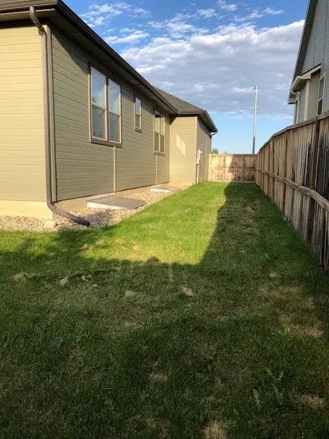 2010 19th Ave W, Williston, ND 58801 photo 2