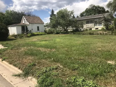 614 University Ave, Williston, ND 58801 photo 5