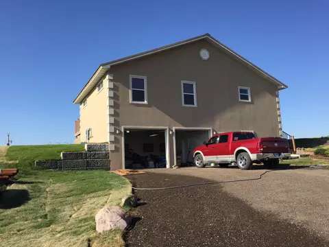 4969 Patterson Ave, Williston, ND 58801 photo 2