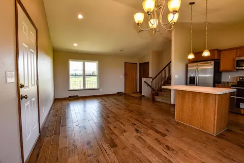 5485 Sweet Clover Ln, Williston, ND 58801 photo 7