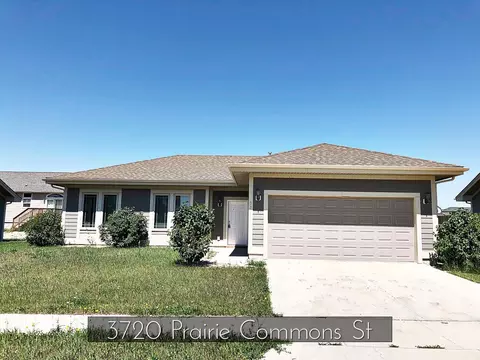 3720 Prairie Commons St, Williston, ND 58801 photo 2