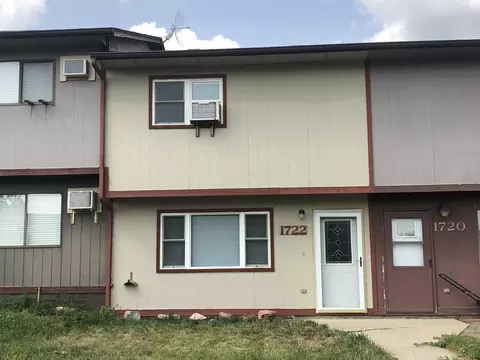 1722 30th St W, Williston, ND 58801 photo 1