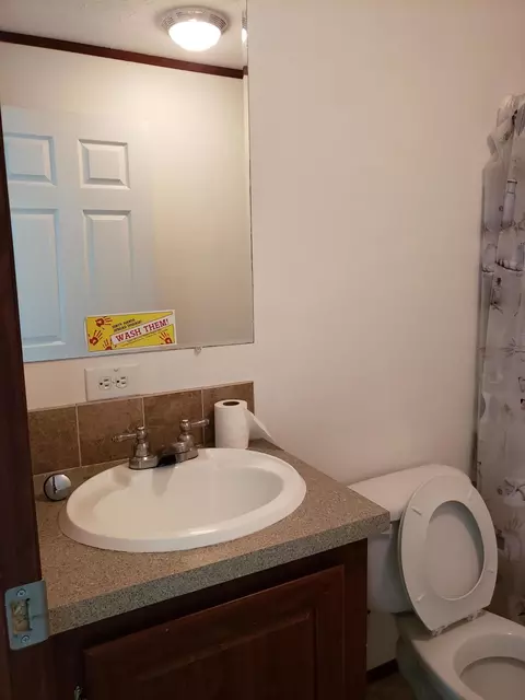 402 Main St, Grenora, ND 58845 photo 8