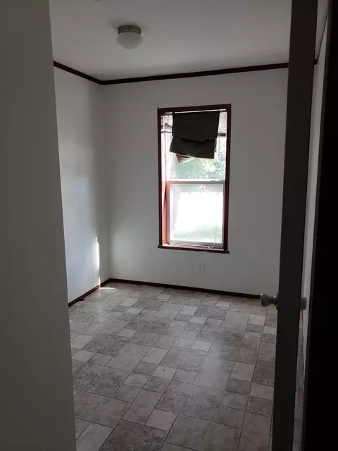 402 Main St, Grenora, ND 58845 photo 9