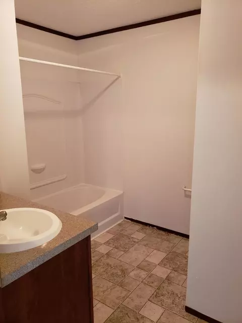 402 Main St, Grenora, ND 58845 photo 14