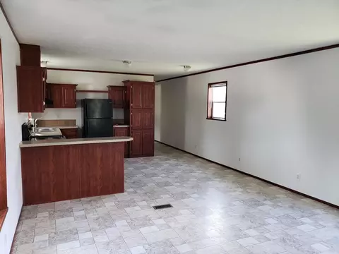 402 Main St, Grenora, ND 58845 photo 5