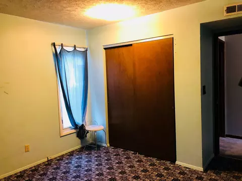 703 4th Ave W, Williston, ND 58801 photo 5