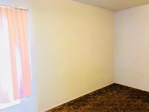 703 4th Ave W, Williston, ND 58801 photo 8