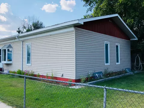 703 4th Ave W, Williston, ND 58801 photo 22