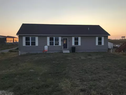 7203 1st Ave E, Williston, ND 58801 photo 1