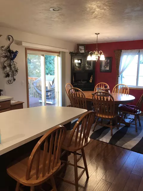 2018 22nd St W, Williston, ND 58801 photo 8