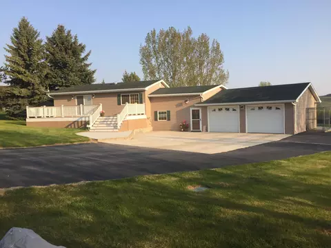 4742 119th Rd NW, Epping, ND 58843 photo 1