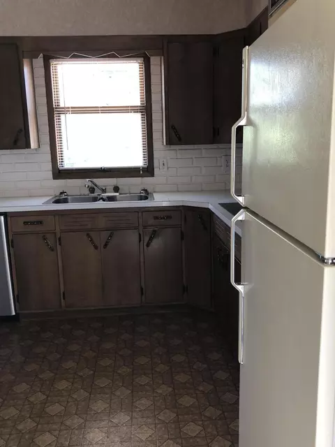 2010 2nd Ave E, Williston, ND 58801 photo 5