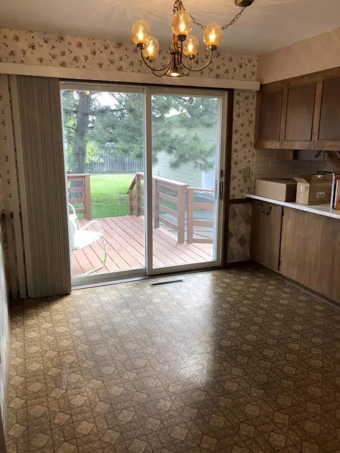 2010 2nd Ave E, Williston, ND 58801 photo 8